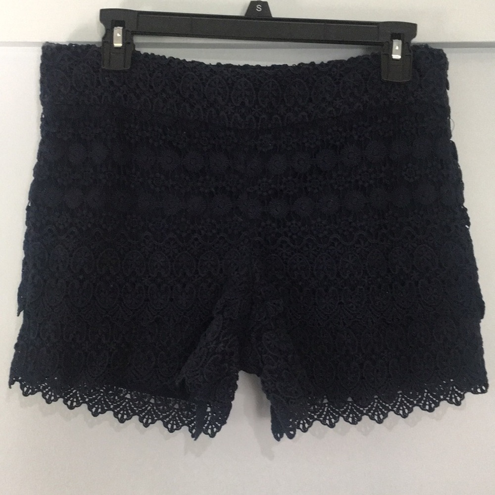 Ann Taylor Loft Riviera Short